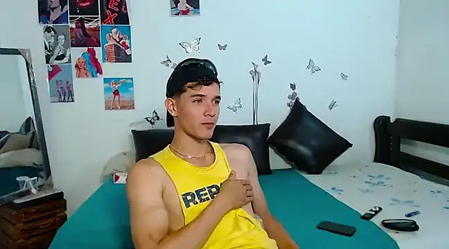 Snapshot of cristofer_988 chatting on February 22, 2025, 1:44 am cristofer 988 online show from February 22, 2025, 1:44 am