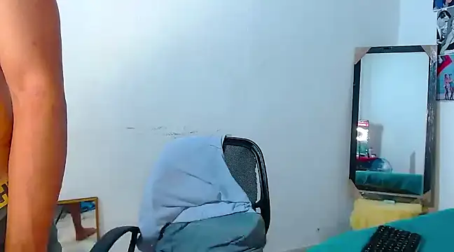 Snapshot of cristofer_988 chatting on March 4, 2025, 3:44 am cristofer 988 online show from March 4, 2025, 3:44 am