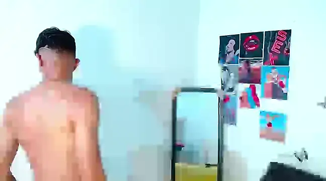 Snapshot of cristofer_988 chatting on March 5, 2025, 5:40 am cristofer 988 online show from March 5, 2025, 5:40 am