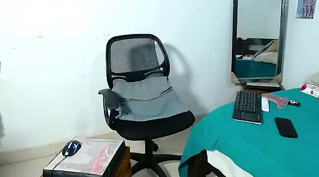 Snapshot of cristofer_988 chatting on February 22, 2025, 4:51 am cristofer 988 online show from February 22, 2025, 4:51 am