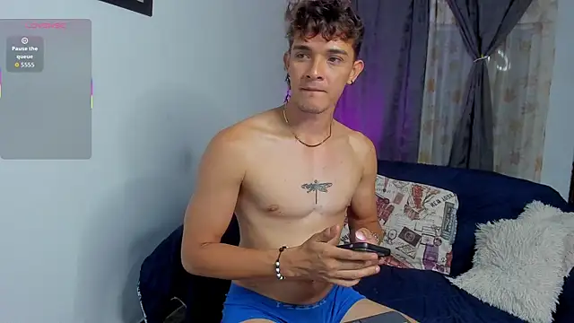 Snapshot of cristofer_988 chatting on November 30, 2025, 12:44 am cristofer 988 online show from November 30, 2025, 12:44 am