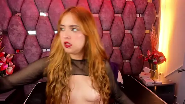 Snapshot of Isabella_Foxx_ chatting on July 17, 2026, 8:06 pm Isabella Foxx online show from July 17, 2026, 8:06 pm