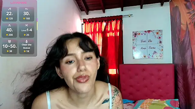 miley blue  online show from September 24, 2025, 7:20 pm