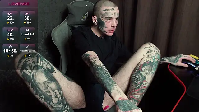 lonelycrystal online show from October 13, 2025, 9:05 pm