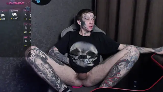 lonelycrystal online show from March 12, 2025, 4:02 pm