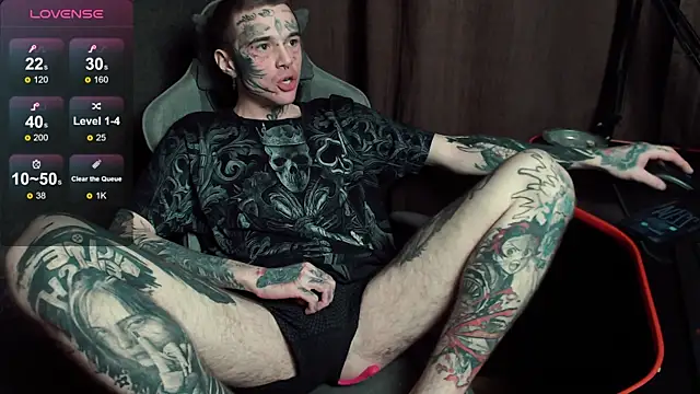 lonelycrystal online show from November 7, 2025, 3:05 pm