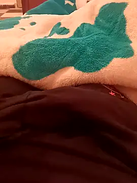 zazaza12ratyuijgg online show from December 1, 2025, 9:04 pm