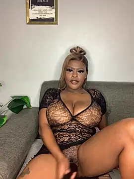 Snapshot of Boobylicious_BB chatting on January 31, 2026, 11:14 pm Boobylicious BB online show from January 31, 2026, 11:14 pm