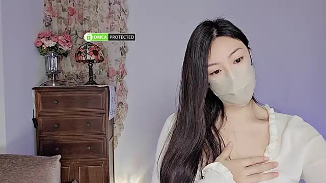 L-Moonlight online show from December 8, 2024, 2:25 am