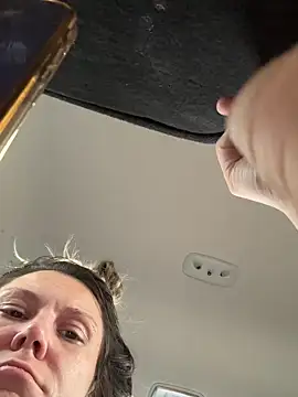 Snapshot of hotNReady6969 chatting on October 6, 2025, 9:26 pm hotNReady6969 online show from October 6, 2025, 9:26 pm