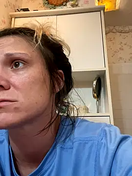 Snapshot of hotNReady6969 chatting on September 30, 2025, 2:39 am hotNReady6969 online show from September 30, 2025, 2:39 am