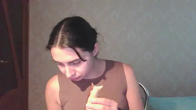 Snapshot of Kashtanka_ chatting on July 20, 2026, 11:12 am Kashtanka online show from July 20, 2026, 11:12 am