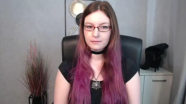 Snapshot of emmaxDelight chatting on March 15, 2025, 10:46 am emmaxDelight online show from March 15, 2025, 10:46 am