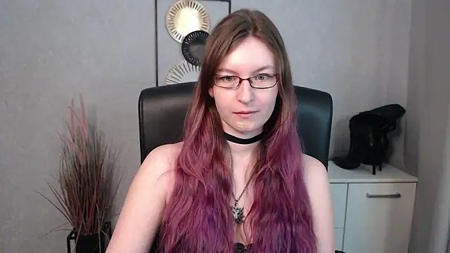 Snapshot of emmaxDelight chatting on March 12, 2025, 6:40 am emmaxDelight online show from March 12, 2025, 6:40 am