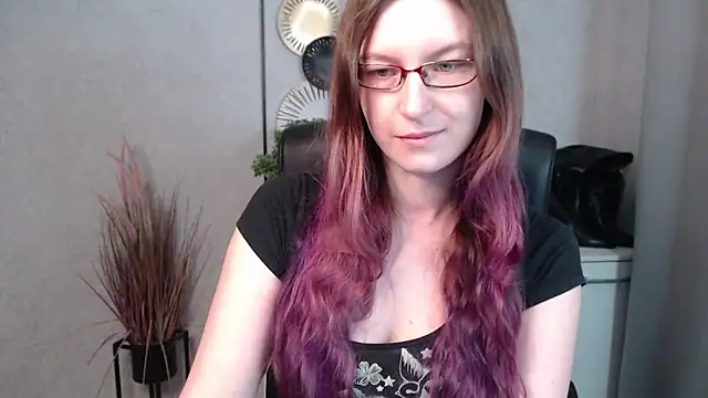 Snapshot of emmaxDelight chatting on March 3, 2025, 6:42 am emmaxDelight online show from March 3, 2025, 6:42 am