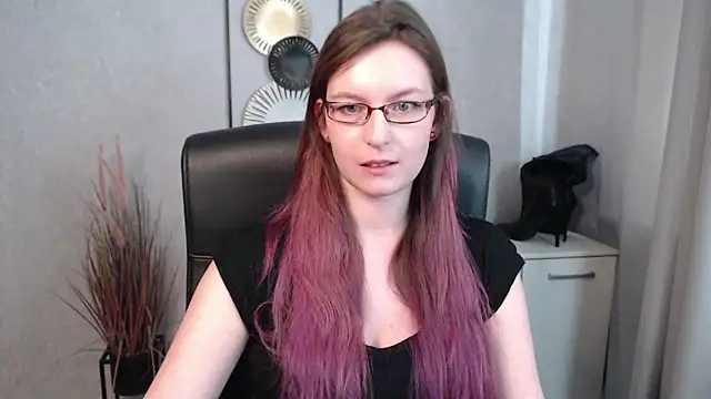 Snapshot of emmaxDelight chatting on March 7, 2025, 1:18 pm emmaxDelight online show from March 7, 2025, 1:18 pm