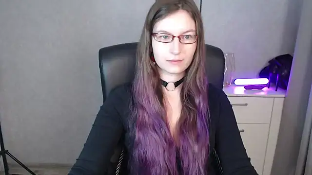 Snapshot of emmaxDelight chatting on October 27, 2025, 6:36 am emmaxDelight online show from October 27, 2025, 6:36 am