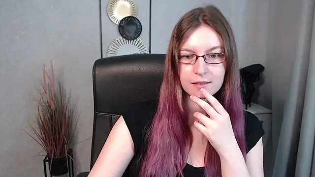 Snapshot of emmaxDelight chatting on March 5, 2025, 10:33 am emmaxDelight online show from March 5, 2025, 10:33 am