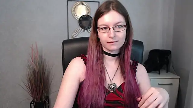 Snapshot of emmaxDelight chatting on March 17, 2025, 9:33 am emmaxDelight online show from March 17, 2025, 9:33 am