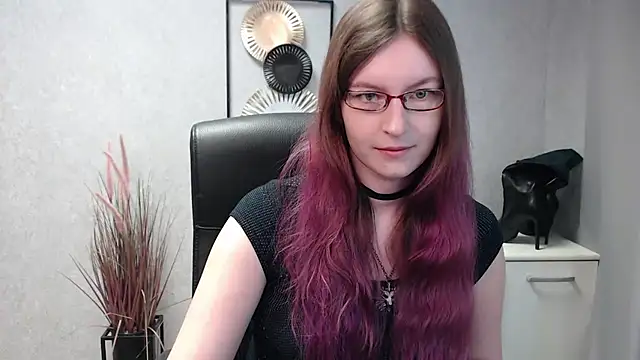 Snapshot of emmaxDelight chatting on March 13, 2025, 6:37 am emmaxDelight online show from March 13, 2025, 6:37 am