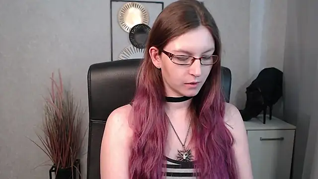 Snapshot of emmaxDelight chatting on March 22, 2025, 10:39 am emmaxDelight online show from March 22, 2025, 10:39 am