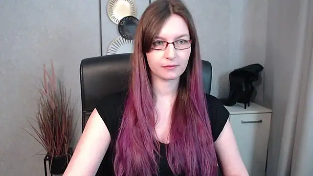 Snapshot of emmaxDelight chatting on March 7, 2025, 10:13 am emmaxDelight online show from March 7, 2025, 10:13 am