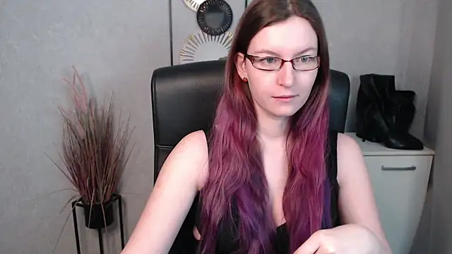 Snapshot of emmaxDelight chatting on February 26, 2025, 6:30 am emmaxDelight online show from February 26, 2025, 6:30 am