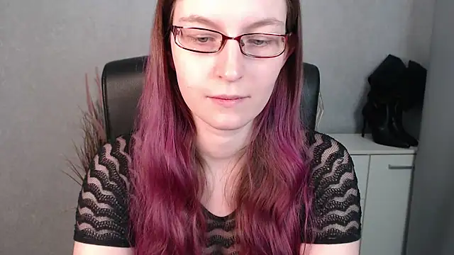 Snapshot of emmaxDelight chatting on February 13, 2025, 9:51 am emmaxDelight online show from February 13, 2025, 9:51 am