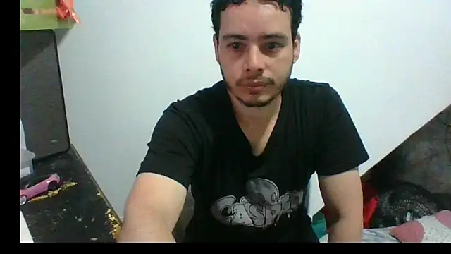 Snapshot of Gasparin32 chatting on April 27, 2026, 8:51 pm Gasparin32 online show from April 27, 2026, 8:51 pm
