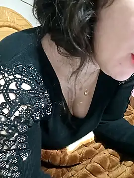 jijijoudia online show from January 20, 2025, 7:04 pm