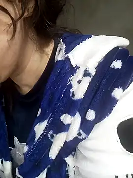 jijijoudia online show from January 25, 2025, 10:39 pm