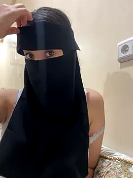 jijijoudia online show from September 22, 2025, 11:22 pm