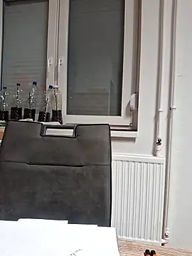 Snapshot of allinqueen chatting on September 26, 2025, 8:59 pm allinqueen online show from September 26, 2025, 8:59 pm