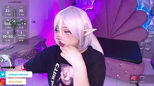 toky doll online show from October 13, 2025, 4:08 pm