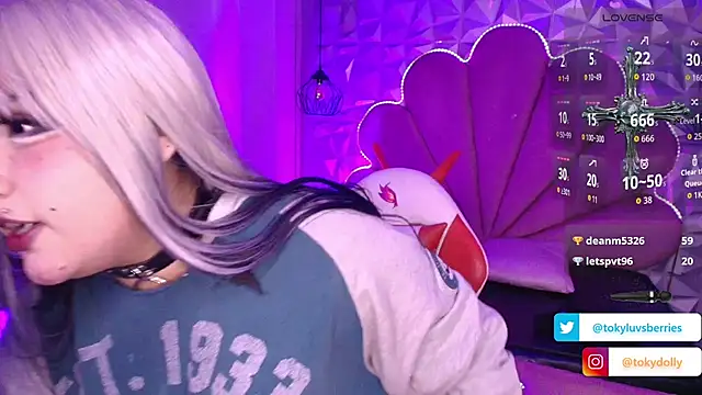 toky doll online show from September 30, 2025, 9:10 pm