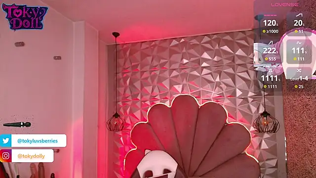 toky doll online show from September 10, 2025, 8:52 pm