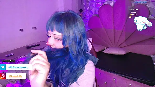 toky doll online show from September 21, 2025, 10:04 pm