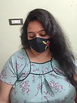 neelu-hoty online show from March 15, 2026, 8:49 pm