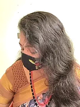 Snapshot of neelu-hoty chatting on October 16, 2025, 12:13 pm neelu-hoty online show from October 16, 2025, 12:13 pm