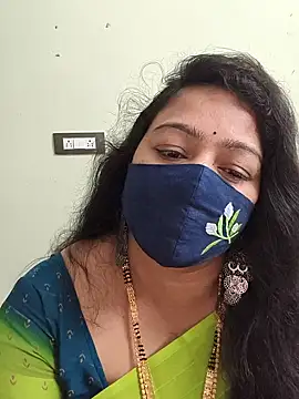 Snapshot of neelu-hoty chatting on October 24, 2025, 8:02 am neelu-hoty online show from October 24, 2025, 8:02 am