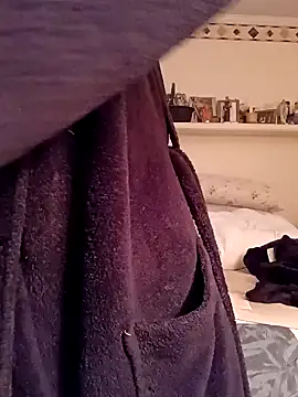 Hand69someguy online show from December 5, 2024, 12:03 am