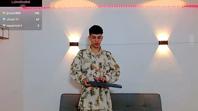 Snapshot of jeff_ross chatting on November 29, 2025, 10:37 am jeff ross online show from November 29, 2025, 10:37 am