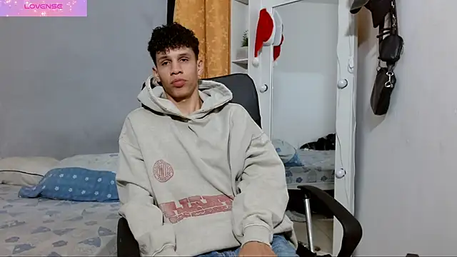 Snapshot of jeff_ross chatting on January 29, 2025, 9:28 pm jeff ross online show from January 29, 2025, 9:28 pm