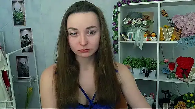  Barbie Kiss  online show from March 17, 2026, 2:09 pm