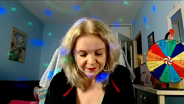 sexyjennyeu online show from March 12, 2025, 11:33 pm