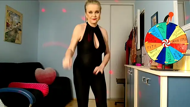 sexyjennyeu online show from January 29, 2025, 9:17 pm