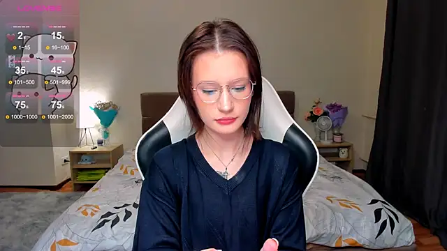 DearLia online show from February 14, 2025, 2:18 am