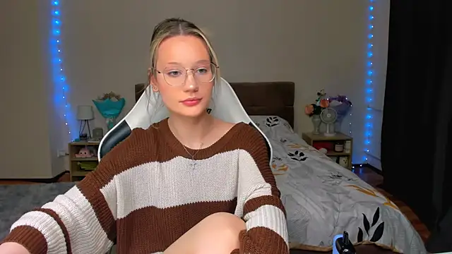 DearLia online show from October 26, 2025, 8:31 pm