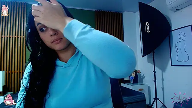 dahiana spark online show from February 24, 2025, 7:19 pm