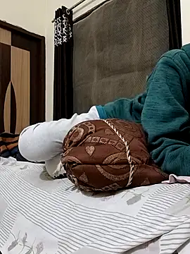 Snapshot of Chocolate_stud10 chatting on February 12, 2026, 6:29 pm Chocolate stud10 online show from February 12, 2026, 6:29 pm